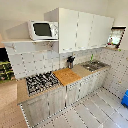 Apartments Jagoda Vrbnik Exterior photo